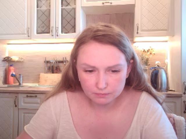 Live sex webcam photo for JaneGrey111 #253345981