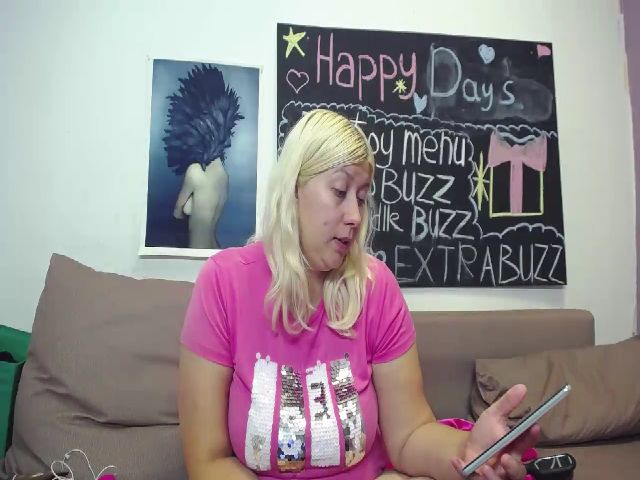 Live sex webcam photo for Kylie_Pag #259882765