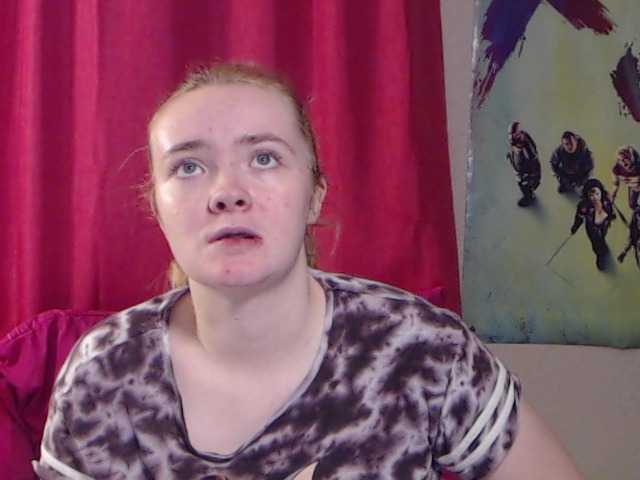 Live sex webcam photo for CandyBurger21 #241083073