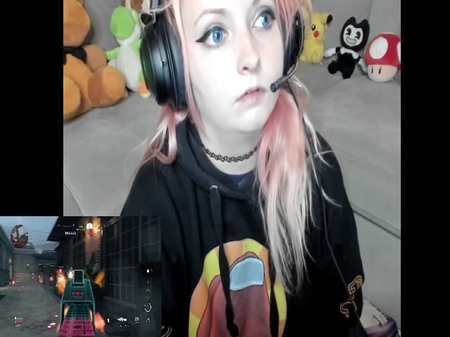 Live sex webcam photo for PrincessBluu #253576411