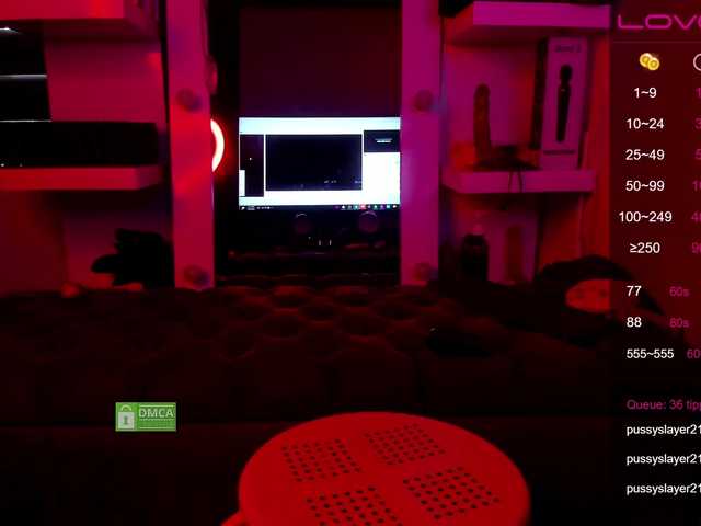 Live sex webcam photo for Sammy-18 #241984359