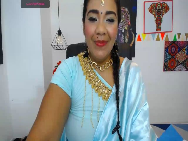 Live sex webcam photo for IndianMama #254835958