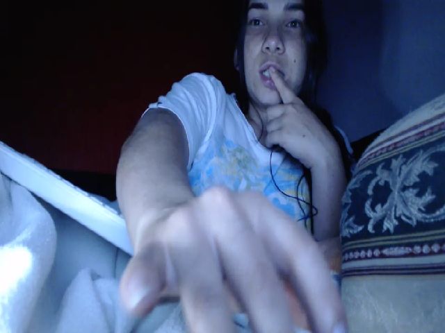 Live sex webcam photo for Joanne7 #255833143