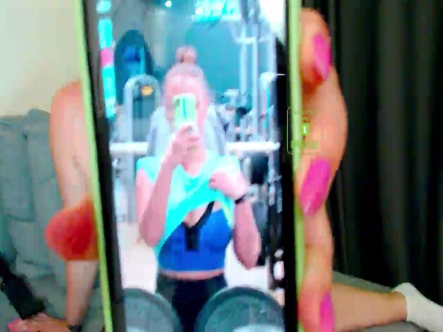 Live sex webcam photo for RIVINDELL #256094062