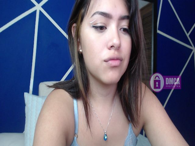 Live sex webcam photo for Angelin_cute #252340747