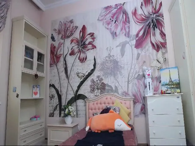 Live sex webcam photo for JodyGleen #261909272