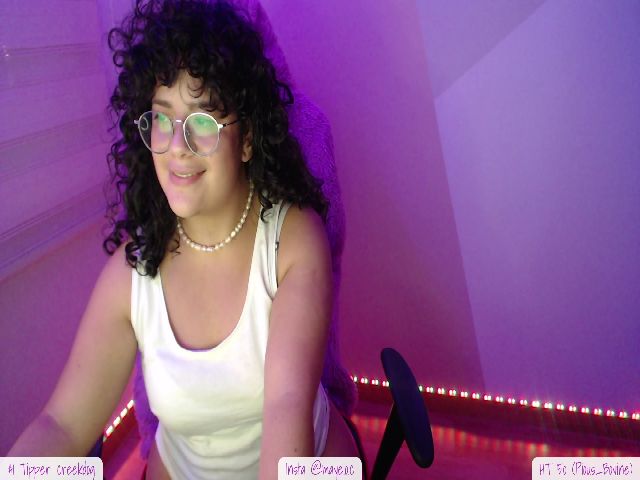 Live sex webcam photo for Isabela_1 #261143223