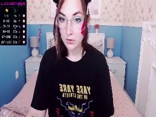 Live sex webcam photo for WinonaCooper #251789616