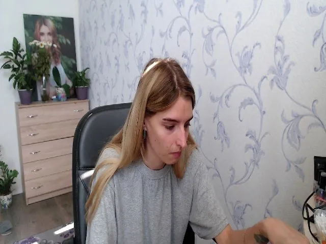 Live sex webcam photo for Springibabby #256726402