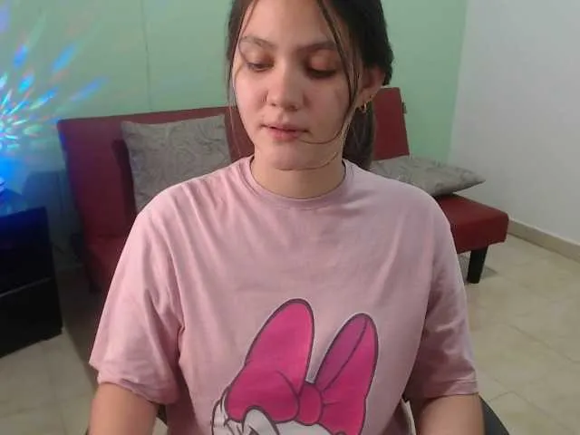 Live sex webcam photo for hanna-queen21 #258778814