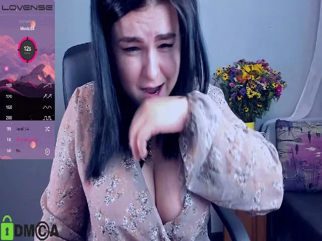 Live sex webcam photo for Sinnarey #264198990