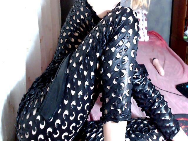 Live sex webcam photo for Simonaaa #255619258