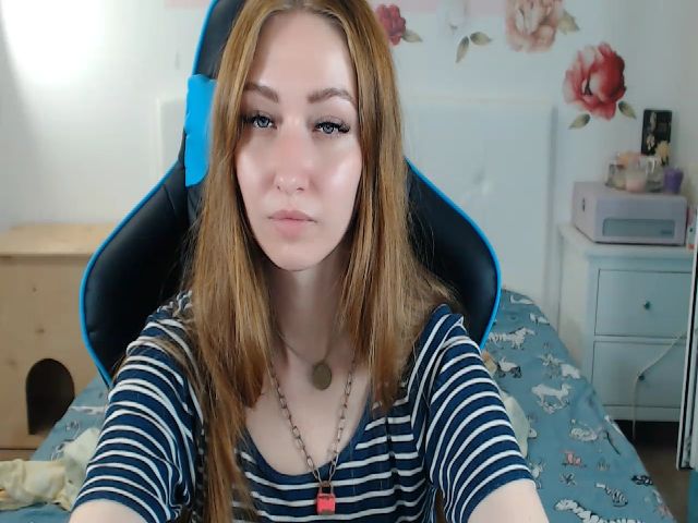 Live sex webcam photo for CassidyShine #253205330