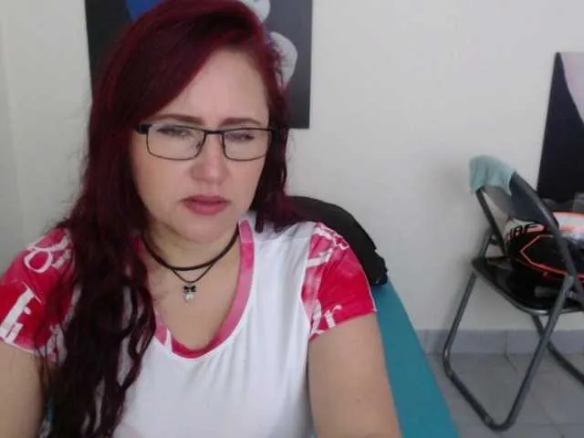 Live sex webcam photo for BeautyEyes #261340138