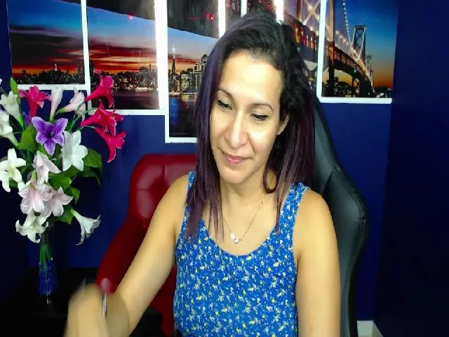 Live sex webcam photo for Infernalsexx #255528911
