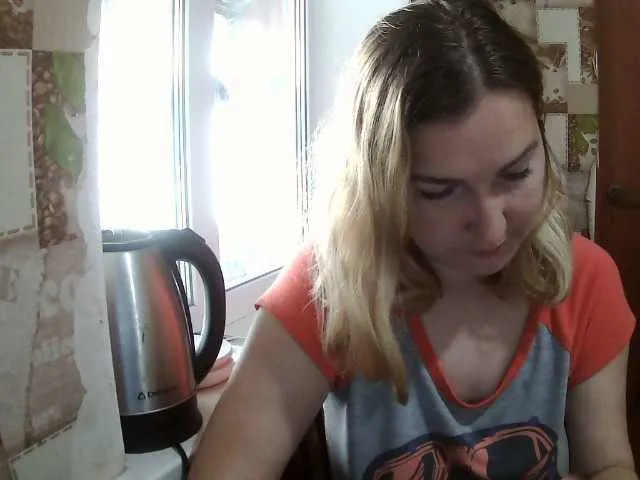 Live sex webcam photo for CladkayaBylos #246050584