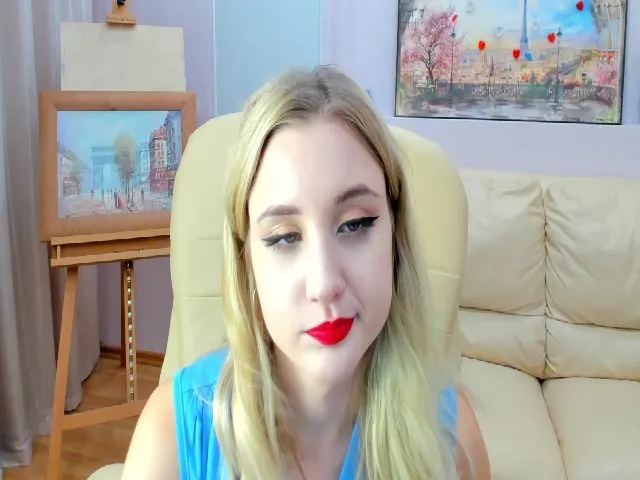 Live sex webcam photo for SusieTurner #252266748
