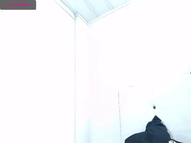 Live sex webcam photo for Arabelajoys #256523986