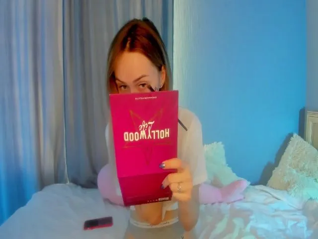 Live sex webcam photo for Jumphigherr #260438795