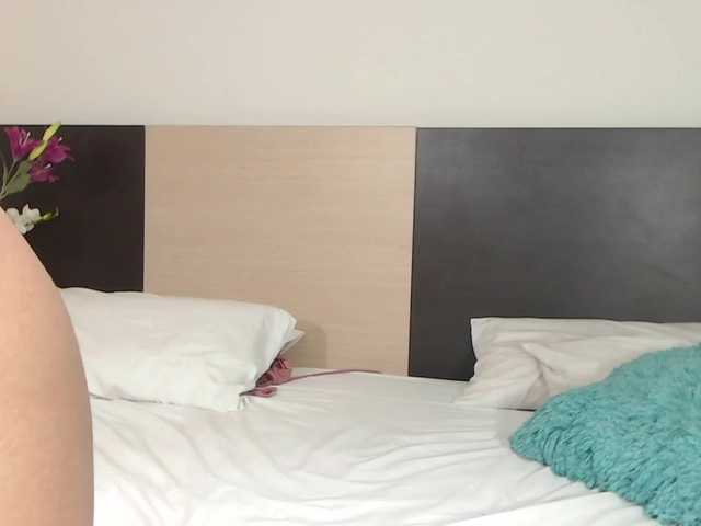 Live sex webcam photo for GabyTurners #249558642