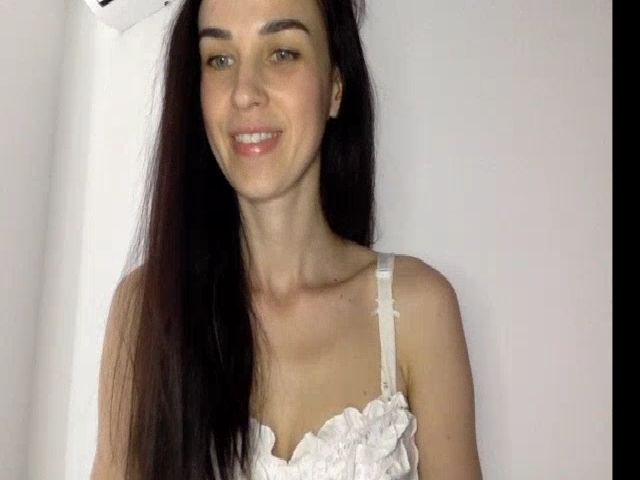 Live sex webcam photo for Pulyaua #259229763