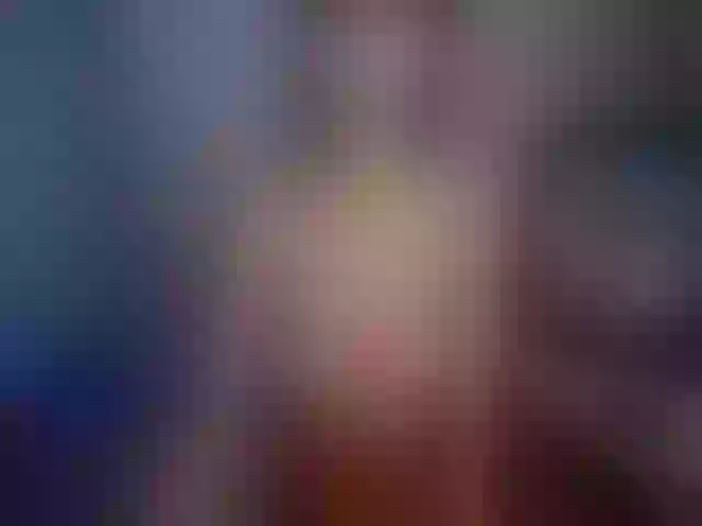 Live sex webcam photo for HelenAmour #254079611