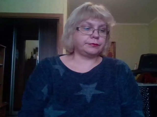Live sex webcam photo for LOLA88888 #241158309