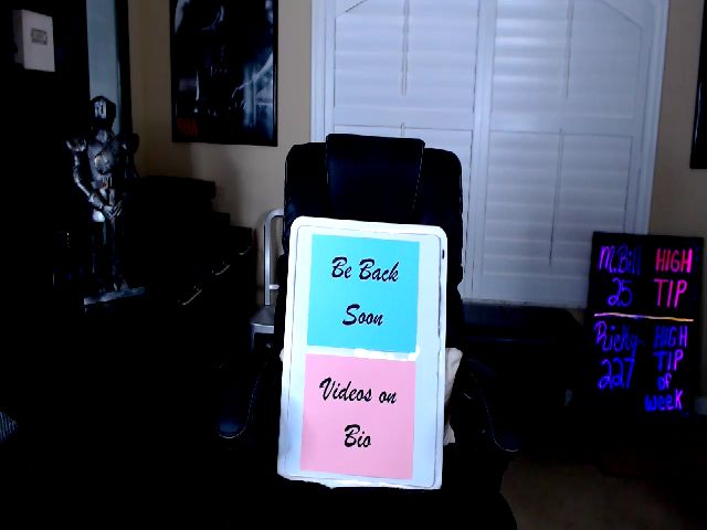 Live sex webcam photo for SummerKnightz #253260711