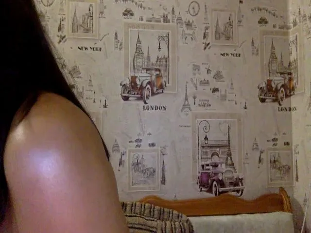 Live sex webcam photo for JolyBoss #257072383