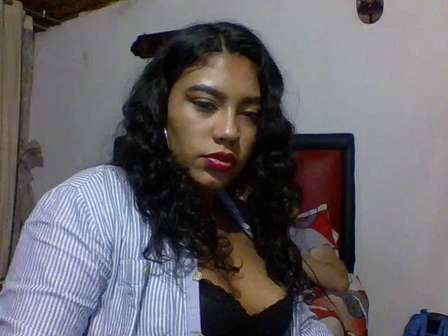 Live sex webcam photo for Sexalquimia #241152197
