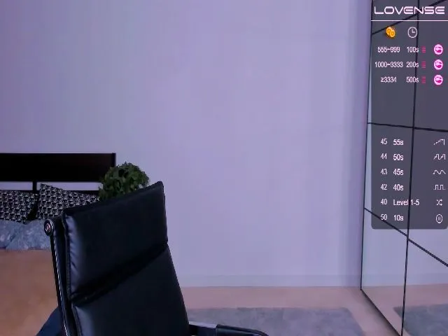 Live sex webcam photo for JIJISPA #255812177