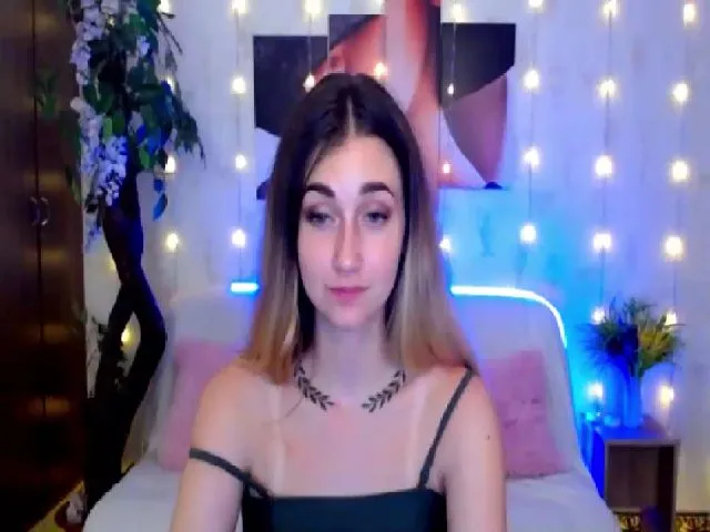 Live sex webcam photo for Lolly__Pop__ #261841887