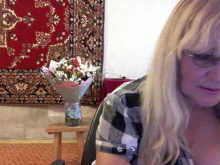 Live sex webcam photo for Kleopatra675 #240560396