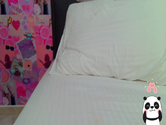 Live sex webcam photo for mia211_ #261674980