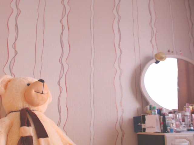 Live sex webcam photo for SexyQueen333 #241104366