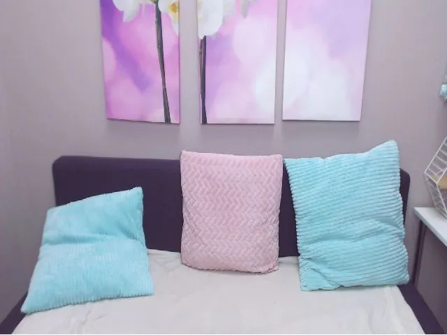 Live sex webcam photo for CleverAlexiss #262829611
