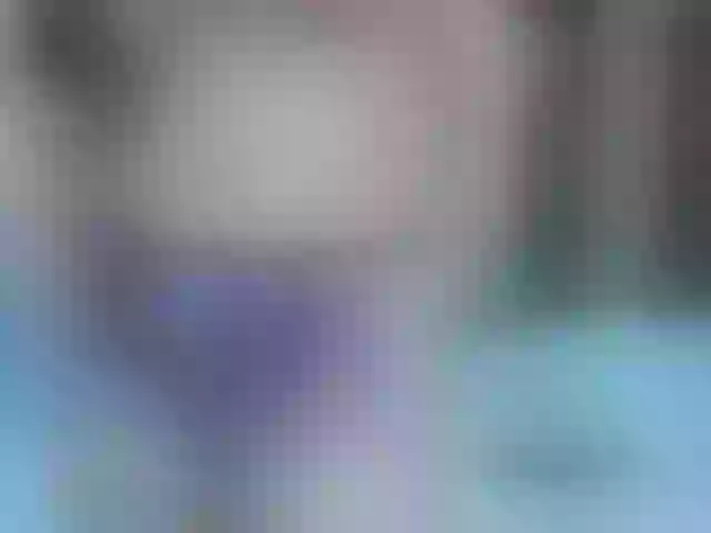 Live sex webcam photo for LouiseJenkin #249704980
