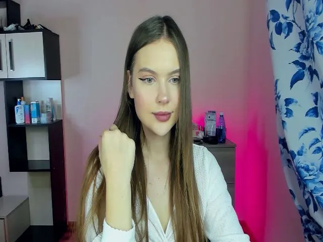 Live sex webcam photo for Daisymarly #265189452