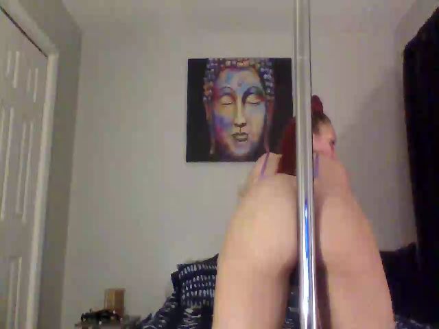 Live sex webcam photo for Heavenllyy #261792284