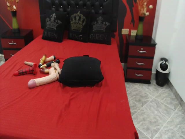 Live sex webcam photo for Any_Selene #254296530