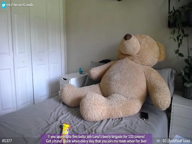 Live sex webcam photo for LanaTy #257781098