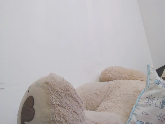 Live sex webcam photo for DIANA_STEVEN #260687555