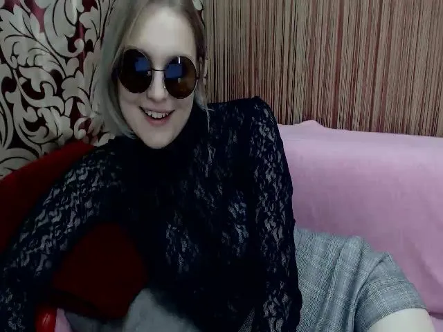Live sex webcam photo for NoNameGirle #255542166