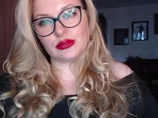 Live sex webcam photo for WifeyNusha #240680434