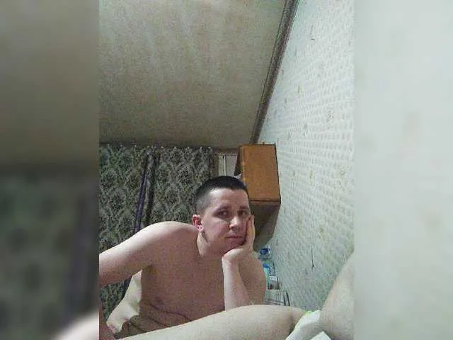 Live sex webcam photo for AlinaPixel #250203877