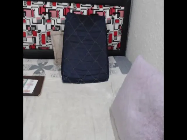 Live sex webcam photo for Latinnasty08 #256849402