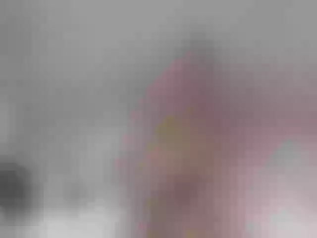 Live sex webcam photo for LauraCrystall #262588344
