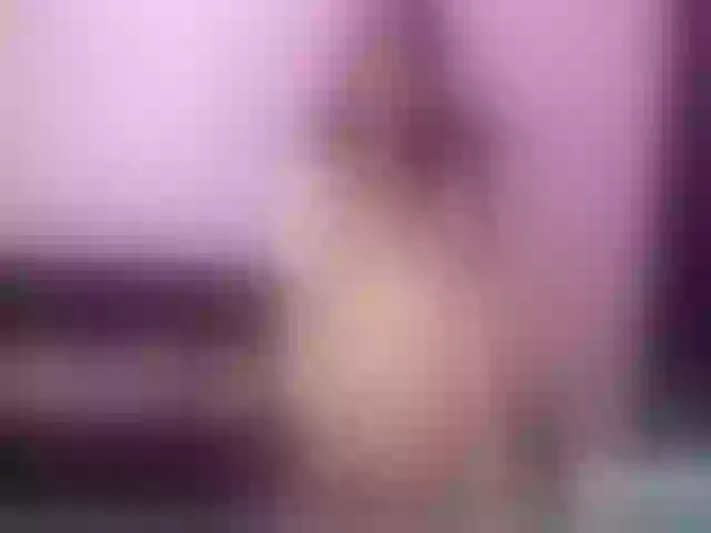 Live sex webcam photo for MaiiAngel #252660436
