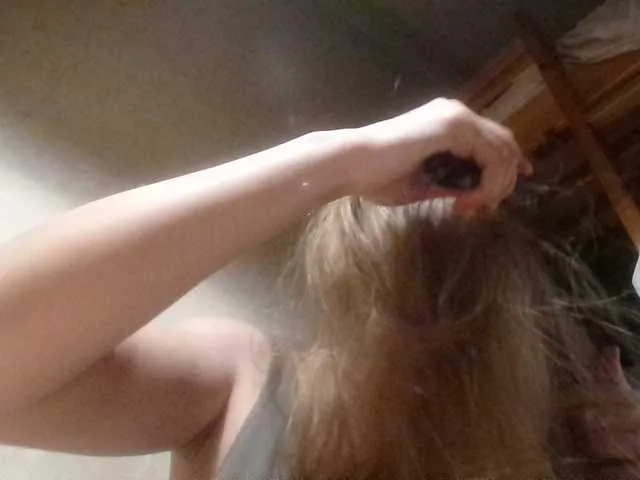 Live sex webcam photo for esterjohns #241140990