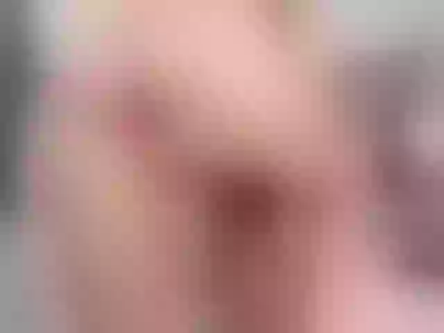 Live sex webcam photo for LuisaBaker #262628494